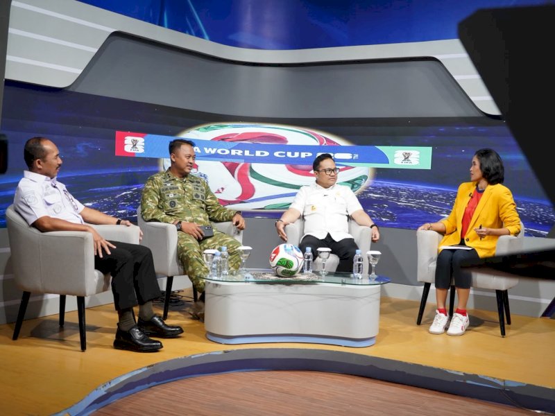 Wakil Bupati Gowa, Darmawangsyah Muin, saat menjadi narasumber dalam Dialog Interaktif Paraikatte TVRI Sulawesi Selatan bertema "Piala Dunia Untuk Semua", Rabu (15/7/2026). @Jejakfakta/dok. Humas Pemkab Gowa
