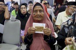 3 Juta Masuk Rekening, Lansia Luwu Timur: "Sejak 1971 Baru Sekarang Dapat Bantuan Seperti Ini"