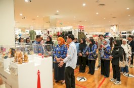 Aliyah Mustika Ilham Apresiasi Kolaborasi UNIQLO dan Pemkot Makassar dalam Promosikan Produk UMKM