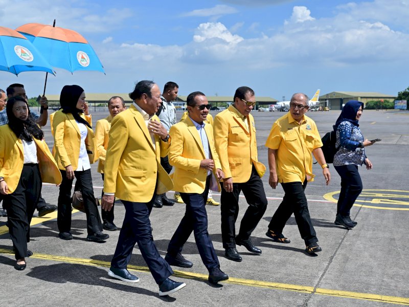 Ketua Umum Partai Golkar, Bahlil Lahadalia, tiba di Makassar, Sabtu (18/7/2026), untuk menghadiri sekaligus membuka Musyawarah Daerah (Musda) XI Partai Golkar Sulawesi Selatan.&nbsp;@Jejakfakta/Ist.