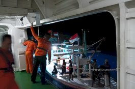 Lima Korban KM Nurul Salsa Ditemukan Selamat di Selayar, Bertahan Hidup Berpegangan pada Rompong Nelayan