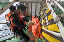 Hari Ketujuh Pencarian KM Nurul Salsa, Nelayan Temukan Satu Jenazah Mengapung di Perairan Pulau Pamulikang