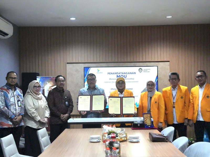 Penandatanganan Nota Kesepahaman (MoU) dan Perjanjian Kerja Sama (PKS) Bank Sulselbar dengan Universitas Negeri Makassar (UNM), yang berlangsung di Kantor Saoraja Priority Bank Sulselbar, Makassar, Minggu (20/7/2026). @Jejakfakta/dok. Ist.