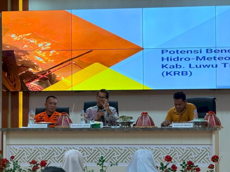 SOSIALISASI - BPBD Pemkab Luwu Timur memperkuat upaya peningkatan kesiapsiagaan masyarakat dalam menghadapi potensi bencana melalui sosialisasi Komunikasi, Informasi, dan Edukasi (KIE) Rawan Bencana Tahun 2026 di Aula Sasana Praja, Kantor Bupati Luwu Timur baru-baru ini. @Jejakfakta/dok. Ist.