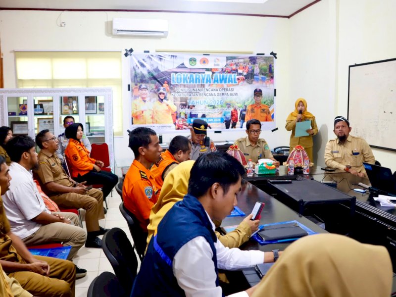 Rapat koordinasi penyusunan Rencana Operasi Kedaruratan Bencana Gempa Bumi Tahun 2026 yang digelar Badan Penanggulangan Bencana Daerah (BPBD) Luwu Timur di Ruang Rapat BPBD, Malili, Senin (13/7/2026). @Jejakjfakta/dok. Ist.
