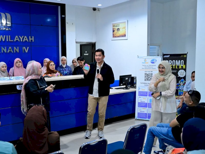 Perumda Air Minum Kota Makassar menggelar sosialisasi penggunaan QRIS sebagai metode pembayaran non-tunai di Kantor Wilayah Pelayanan IV, Jalan Ratulangi, Jumat (24/7/2026). @Jejakfakta/dok. Humas PDAM Makassar