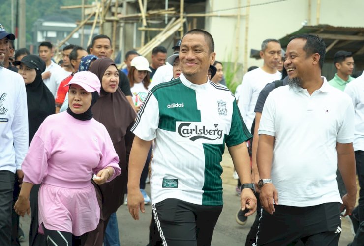 Bersama Gubernur, Bupati Ibas Ikuti Jalan Santai "Anti Mager" di HUT ke-18 Toraja Utara
