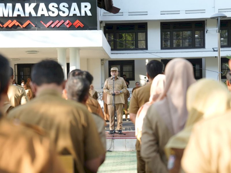 Wali Kota Makassar, Munafri Arifuddin, saat memimpin apel gabungan lingkup Pemerintah Kota Makassar di halaman Balai Kota Makassar, Senin (27/7/2026). @Jejakfakta/dok. Humas Pemkot Makassar