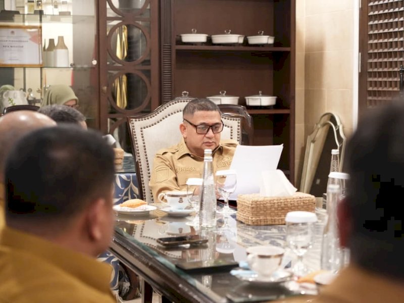  Rapat Koordinasi Pemantapan Piloting Digitalisasi Bantuan Sosial yang dipimpin langsung Wali Kota Makassar, Munafri Arifuddin, di Rumah Jabatan Wali Kota Makassar, Senin (27/7/2026). @Jejakfakta/dok. Humas Pemkot Makassar