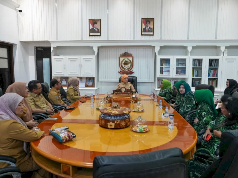 Wakil Wali Kota Makassar, Aliyah Mustika Ilham,  saat menerima audiensi jajaran Gerakan Wanita Sejahtera (GWS) Provinsi Sulawesi Selatan di Ruang Rapat Wakil Wali Kota, Balai Kota Makassar, Jalan Ahmad Yani, Selasa (28/7/2026). @Jejakfakta/dok. Humas Pemkot Makassar