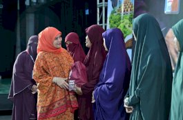 Wakil Wali Kota Makassar Serahkan Bantuan Pangan Gratis pada Rangkaian Muktamar V Wahdah Islamiyah