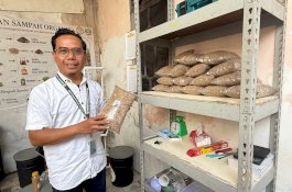 Kolaborasi Warga RW 04 Karunrung dan Yayasan Peduli Negeri Bangun Ekosistem Pengelolaan Sampah Mandiri