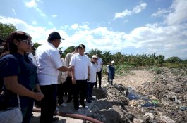 Bersama Wali Kota Tinjau TPA Tamangapa, Menteri LH Puji Kinerja Munafri Benahi TPA