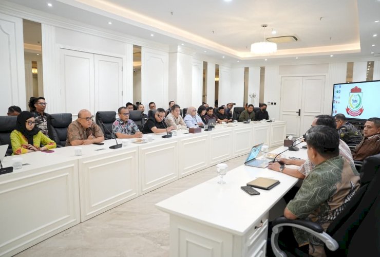 Munafri Pastikan Investasi PSEL di Makassar Taat Hukum, Keselamatan dan Kesehatan Warga Jadi Prioritas