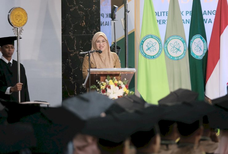 Hadiri Wisuda Polbangtan Gowa, Bupati Talenrang Dorong Generasi Muda Kembangkan Teknologi Pertanian