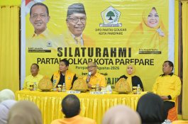 Kunjungi Sekretariat Golkar Parepare, IAS Ingatkan Kader Pentingnya Kemampuan Adaptasi