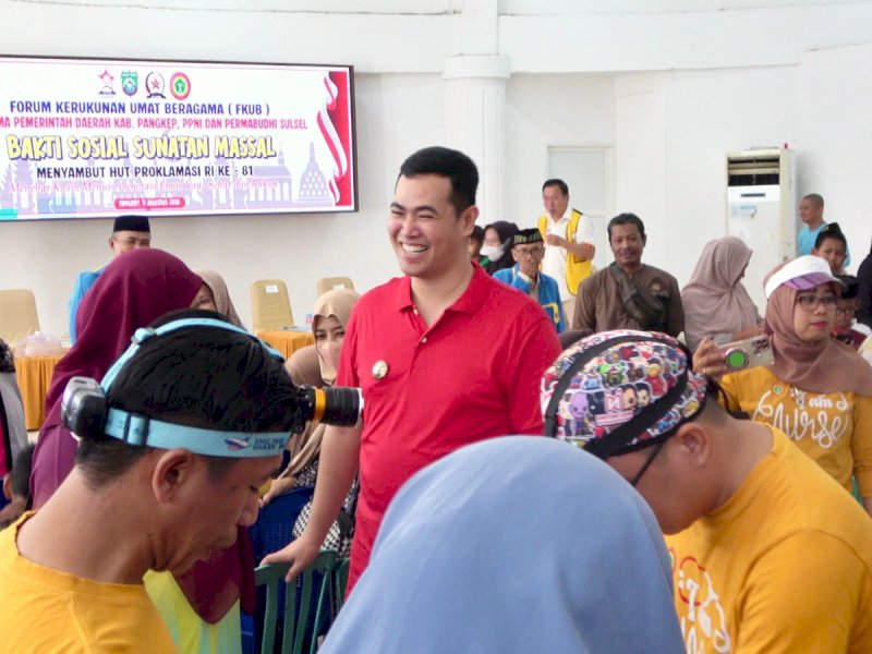 Bakti Sosial Sunatan Massal FKUB berlangsung di Gedung Bundar Rumah Jabatan Bupati Pangkep, Selasa (11/8/2026). @jejakfaktacom/Humas Pemda Pangkep