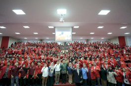 Bekali Maba FH Unhas, Appi Ajak Mahasiswa Bergerak dari Ruang Kuliah ke Ruang Kebijakan