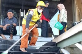 Bersihkan Rumah Ibadah Sambut HUT RI, Panakkukang Perkuat Gotong Royong dan Kerukunan