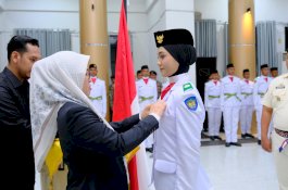 Bupati Talenrang Kukuhkan 70 Paskibraka Gowa, Minta Pengibaran hingga Penurunan Bendera Berjalan Lancar