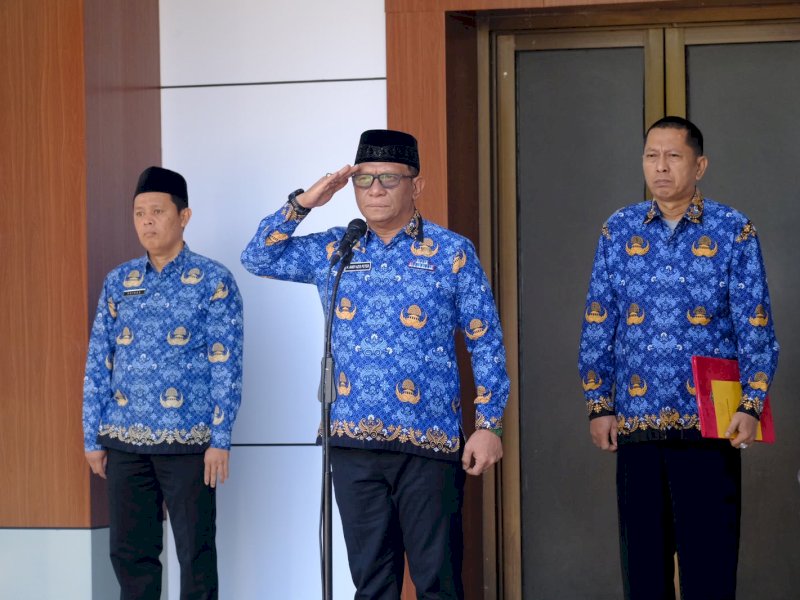 Sekretaris Daerah Kabupaten Gowa, Andy Azis, saat memimpin Upacara Peringatan Hari Ulang Tahun (HUT) Ke-81 Republik Indonesia di Halaman Kantor Bupati Gowa, Senin (17/8/2026). @Jejakfakta/dok. Humas Pemkab Gowa