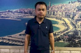 MERAKYAT ITU KEPEMIMPINAN, BUKAN CITRA