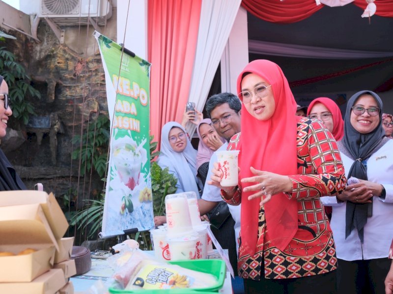 Bupati Gowa, Sitti Husniah Talenrang, saat menghadiri penyaluran bantuan pangan program pemerintah pusat dan secara resmi dilaunching Pemerintah Kabupaten Gowa bersama Perum Bulog Cabang Makassar di Desa Jenetallasa, Kecamatan Pallangga, Kamis (20/8/2026). @Jejakfakta/dok. Humas Pemkab Gowa