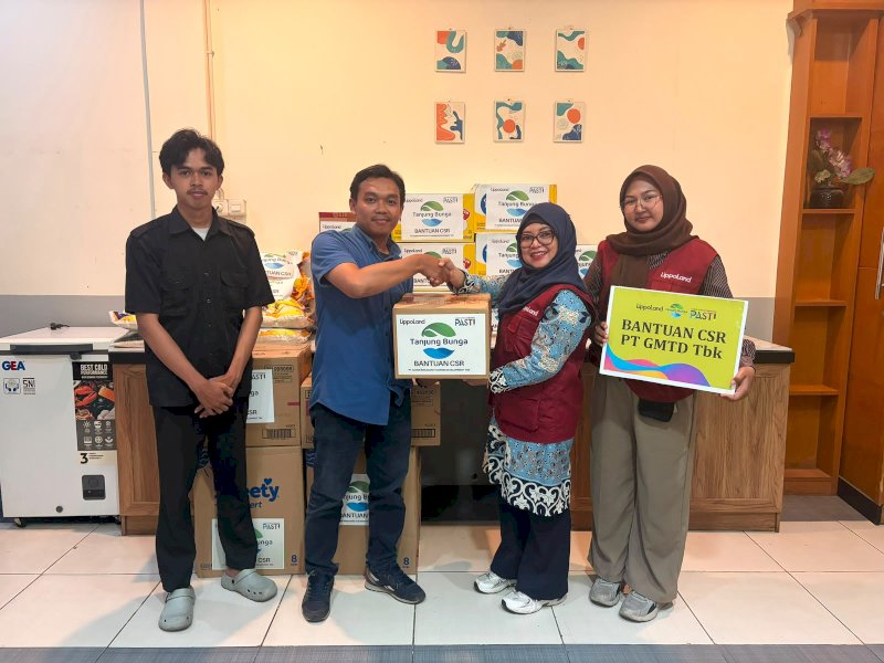 PT Gowa Makassar Tourism Development Tbk (GMTD) menyalurkan bantuan kemanusiaan bagi warga terdampak gempa bumi di Nusa Tenggara Timur (NTT) melalui Forum CSR Provinsi Sulawesi Selatan. @Jejakfakta/dok. Ist.