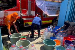 BPBD Makassar Salurkan Air Bersih ke 23 Titik, Enam Kecamatan Jadi Prioritas Kekeringan