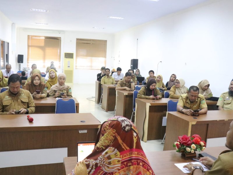 Rapat Evaluasi Pelaksanaan Desa Cinta Statistik (Desa Cantik) yang digelar Pemkab Luwu Timur bersama Badan Pusat Statistik (BPS) Luwu Timur di Aula Media Center Diskominfo-SP, Selasa (28/7/2026). @Jejakfakta/dok. Ist.