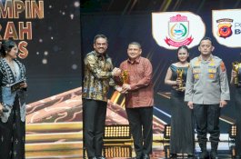 Layanan Publik Digital Antar Wali Kota Appi Raih Penghargaan Pemimpin Daerah Award 2026