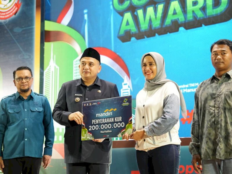 Wali Kota Makassar, Munafri Arifuddin, saat menghadiri pembukaan Makassar Cooperative Expo 2026 di Gedung Manunggal, Jumat (28/8/2026). @Jejakfakta/dok. Humas Pemkot Makassar