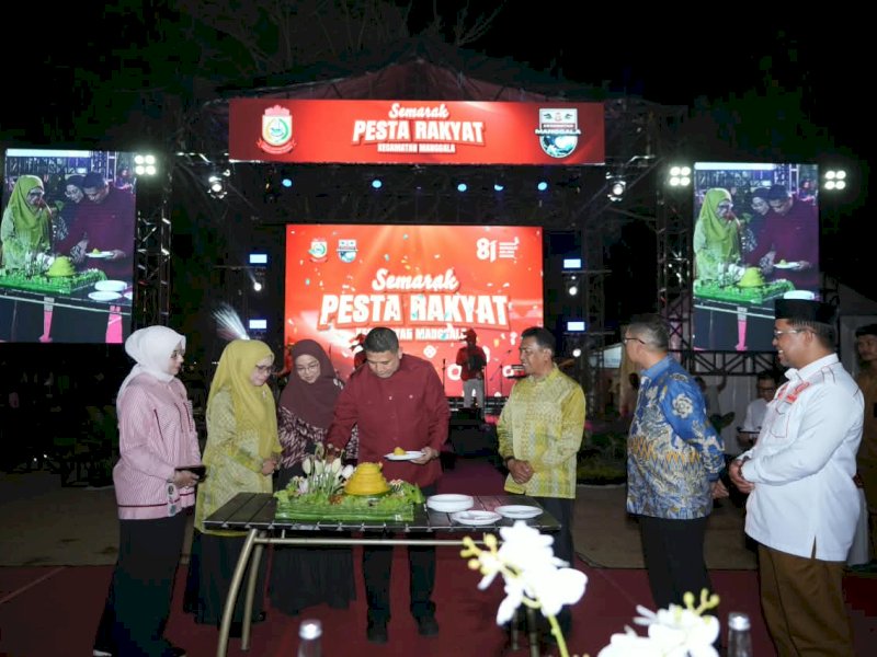 Wali Kota Makassar, Munafri Arifuddin,  saat menghadiri Pesta Rakyat dalam rangka perayaan HUT ke-81 Kemerdekaan Republik Indonesia yang digelar Pemerintah Kecamatan Manggala di Lapangan Bitowa, Jalan Lasuloro Raya, Makassar, Senin (31/8/2026) malam. @Jejakfakta/dok. Humas Pemkot Makassar