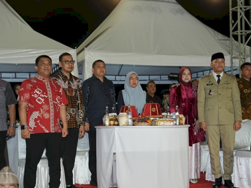 Wali Kota Makassar, Munafri Arifuddin, saat menghadiri Pesta Rakyat Kecamatan Tamalate yang digelar di Vinue CPI, Minggu (6/9/2026) malam. @Jejakfakta/dok. Humas Pemkot Makassar