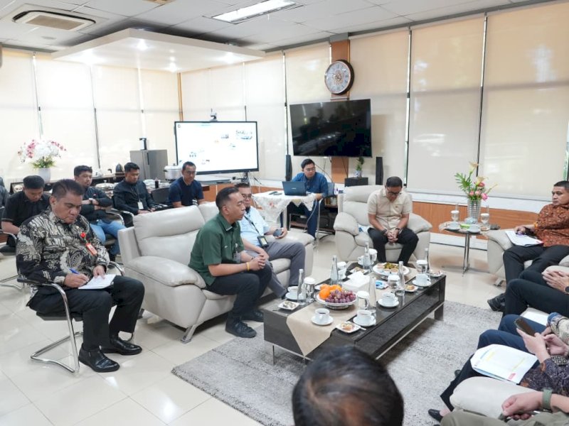 Wali Kota Makassar, Munafri Arifuddin, saat diterima Executive General Manager (EGM) PT Pertamina Regional Sulawesi Deny Sukendar bersama jajarannya di Kantor PT Pertamina Regional Sulawesi Jalan Garuda, Makassar, Jumat (11/9/2026). @Jejakfakta/dok. Humas Pemkot Makassar