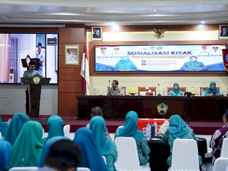 Wakil Bupati Gowa, Darmawangsyah Muin, saat menghadiri Sosialisasi Keluarga Indonesia Sadar Administrasi Kependudukan (KISAK) dan Tuntas Layanan Adminduk di Baruga Karaeng Galesong, Kantor Bupati Gowa, Sabtu (12/9/2026). @Jejakfakta/dok. Humas Pemkab Gowa
