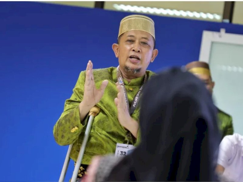 Kepala Dispora Kota Makassar, Syamsul Bahri, saat mempresentasikan PARAGA (Pusat Akselerasi Regenerasi Atlet dan Generasi Aktif) dalam Pameran dan Seminar Implementasi Proyek Perubahan Pelatihan Kepemimpinan Nasional (PKN) Tingkat II Angkatan IV, Selasa (29/7/2026). @Jejakfakta/dok. Humas Dispora Makassar