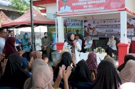 Salurkan Bantuan Pangan di Borimatangkasa, Bupati Gowa: Bentuk Perhatian Pemerintah kepada Masyarakat