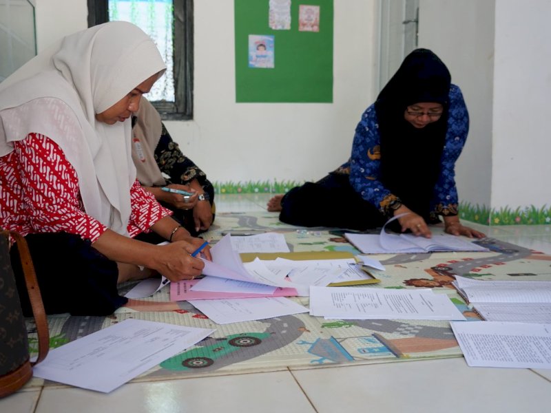 Penilaian Lomba Perpustakaan Desa/Kelurahan Terbaik Kabupaten Luwu Timur. Visitasi terakhir berlangsung di Kecamatan Towuti, Kamis (17/9/2026), dengan menyambangi dua perpustakaan desa, yakni Perpustakaan Jendela Dunia di Desa Tokalimbo dan Perpustakaan Pustaka Loeha di Desa Loeha. @Jejakfakta/dok. IST.