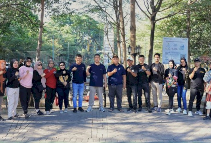 Dispora Makassar Ajak Pemuda Rawat Lingkungan Lewat World Clean Up Day 2026 di Taman Pakui