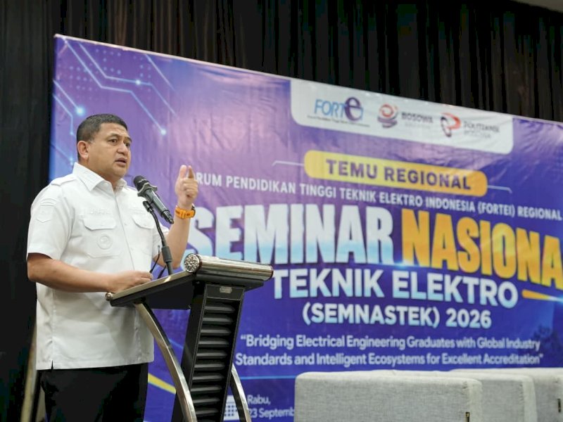 Wali Kota Makassar, Munafri Arifuddin, saat menghadiri Seminar Nasional Teknik Elektro 2026 yang digelar Politeknik Bosowa bersama Forum Pendidikan Tinggi Teknik Elektro Indonesia (FORTEI) di Menara Bosowa, Makassar, Rabu (23/9/2026). @Jejakfakta/dok. Humas Pemkot Makassar