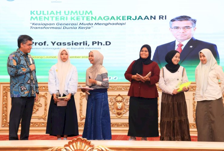Menaker Yassierli: Ijazah Tak Cukup, Generasi Muda Harus Perkuat Kompetensi dan Adaptasi