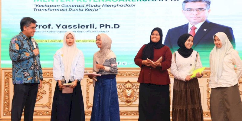 Menaker Yassierli: Ijazah Tak Cukup, Generasi Muda Harus Perkuat Kompetensi dan Adaptasi