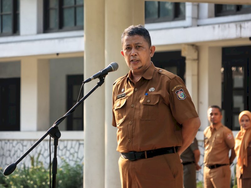 Kepala Dinas Pemuda dan Olahraga (Dispora) Kota Makassar, Syamsul Bahri, sebagai Pembina Apel lingkup Pemerintah Kota Makassar, Senin (28/9/2026). @Jejakfakta/dok. Dispora Makassar
