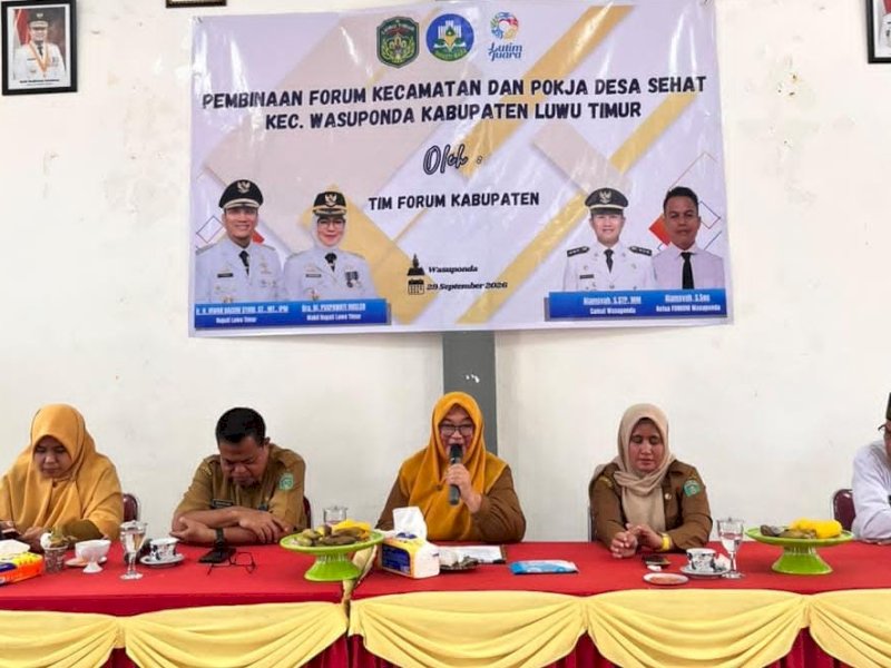 Pembinaan Forum Kecamatan dan Kelompok Kerja (Pokja) Desa Sehat dalam rangka penyelenggaraan Kabupaten/Kota Sehat (KKS) di Kabupaten Luwu Timur dibuka oleh Wakil Bupati Luwu Timur, Hj. Puspawati Husler, di Aula Kantor Camat Wasuponda, Selasa (29/9/2026). @Jejakfakta/dok. Humas Pemkab Lutim