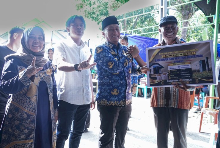 Bupati Irwan Serahkan Alsintan Rp3,37 Miliar, Dorong Produktivitas Petani Luwu Timur