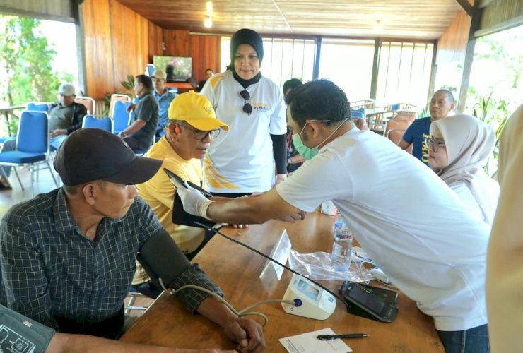 Golkar Sulsel Gelar Bakti Sosial Kesehatan di Selayar, Sasar 200 Warga