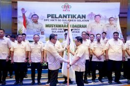 Dilantik Jadi Ketua HKTI Gowa, Darmawangsyah Muin Fokus Majukan Pertanian