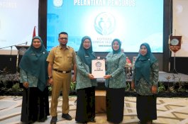 Melinda Aksa Lantik Pengurus Koperasi Konsumen Keluarga Sejahtera TP PKK Makassar