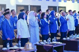 Munafri-Aliyah Hadiri Pelantikan 24 Ketua PAN se-Sulsel, Zulhas Kukuhkan Struktur Partai hingga Daerah
